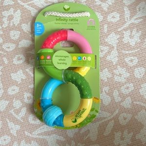 Green Sprouts Infinity Rattle